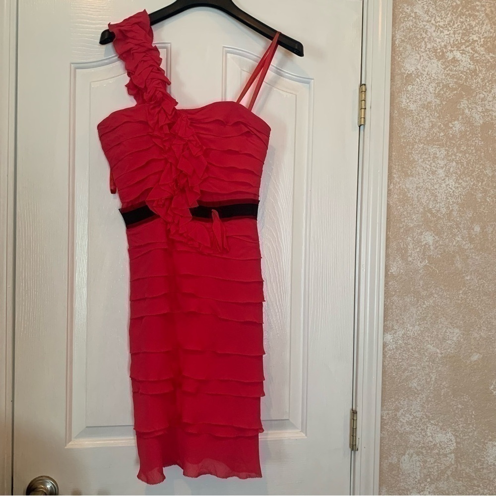 Women’s BCBGMaxAzria Ruffled Tiered One-Shoulder Mini Dress